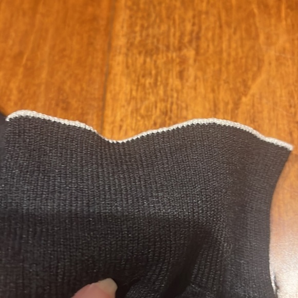 Banana Republic V Neck Sweater Size L - Picture 7 of 7